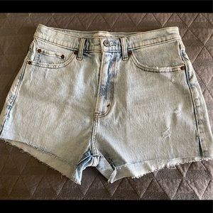 Abercrombie High Rise Mom Shorts